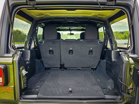 Used 2022 Jeep Wrangler Unlimited Sport AWD/4WD image 30
