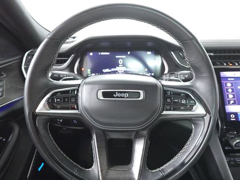 Used 2022 Jeep Grand Cherokee Overland w/ Adv Protech Group III image 15