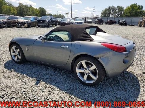 Used 2006 Pontiac Solstice Convertible w/ Premium Package image 4