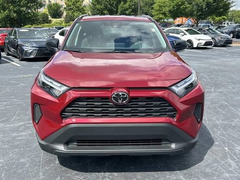 Used 2025 Toyota RAV4 LE AWD/4WD image 9