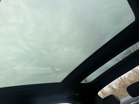 Used 2021 Mercedes-Benz C 300 4MATIC Sedan image 30