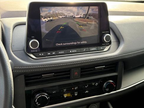 Certified 2023 Nissan Rogue S image 11