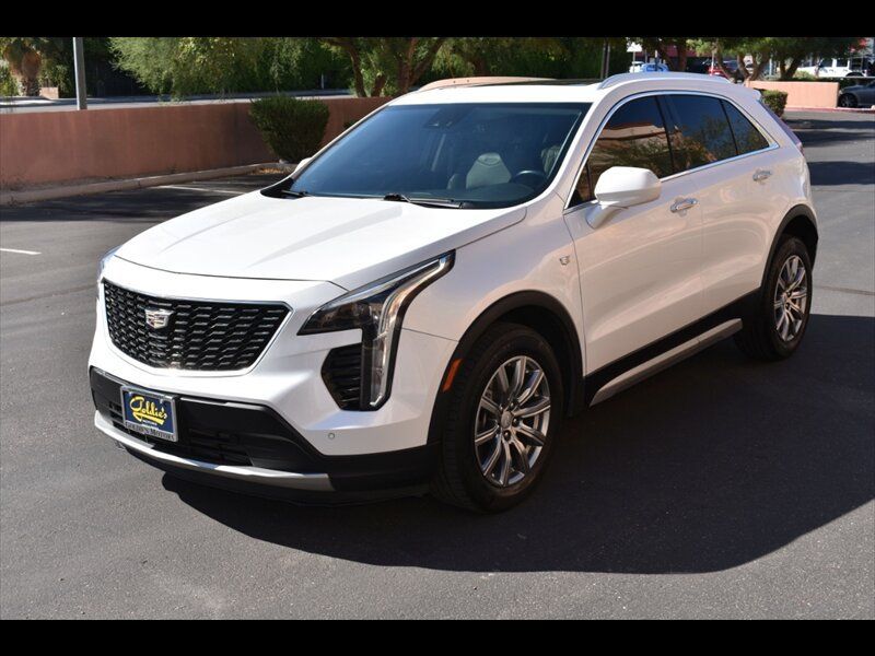 Used 2020 Cadillac XT4 Premium Luxury FWD image 3