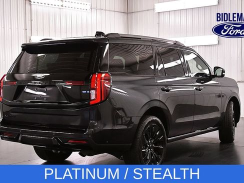 Used 2025 Ford Expedition Platinum w/ Stealth Appearance Package AWD/4WD image 8