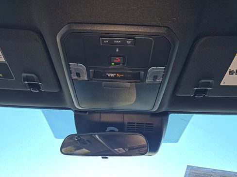 Used 2025 Toyota Tacoma SR image 21