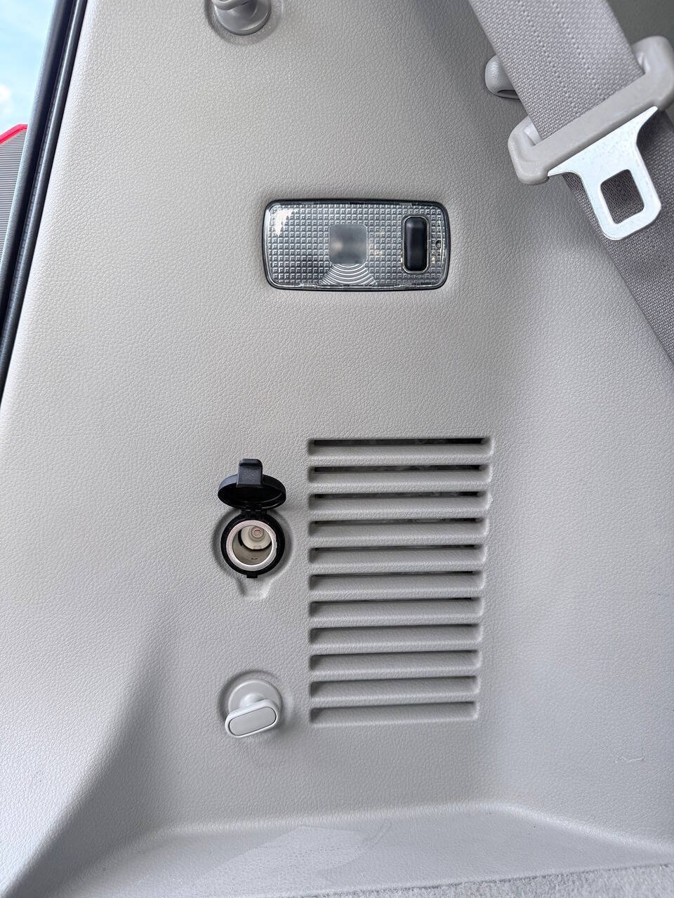 Used 2015 Nissan Quest SV w/ Leather Package FWD image 40