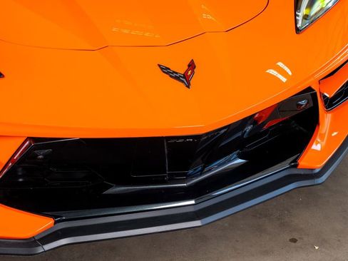Used 2023 Chevrolet Corvette Stingray Preferred Conv w/ Z51 Performance Package RWD image 5