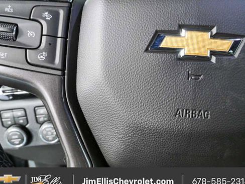 New 2026 Chevrolet Silverado 1500 High Country AWD/4WD image 10