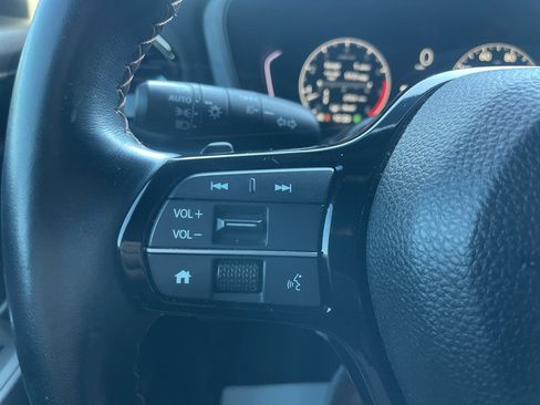 Used 2025 Honda Pilot TrailSport image 25