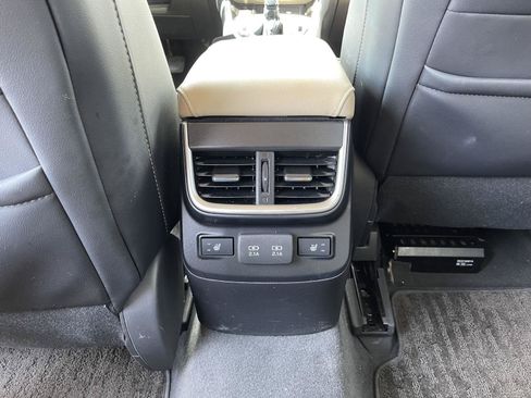 Used 2020 Subaru Outback Limited AWD/4WD image 15