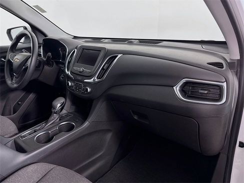 Used 2024 Chevrolet Equinox LT image 27