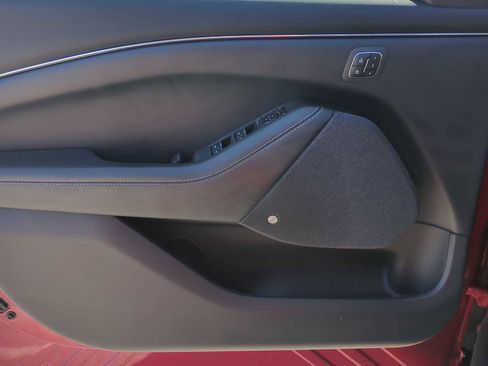 Used 2021 Ford Mustang Mach-E Premium image 10