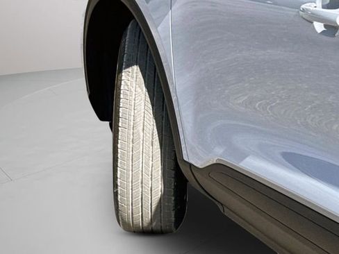 New 2026 Ford Escape SE w/ PHEV Premium Package FWD image 9