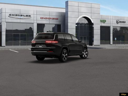 New 2026 Jeep Grand Cherokee L Limited RWD image 7