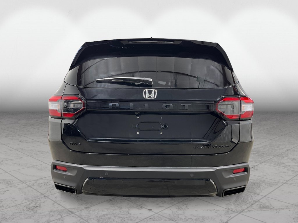 New 2026 Honda Pilot Black Edition image 4