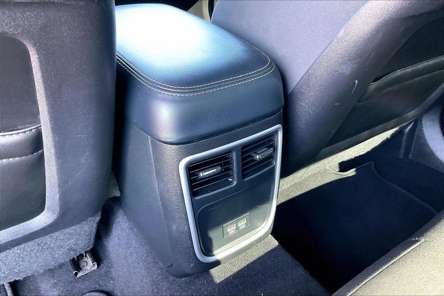 Used 2023 Dodge Charger Scat Pack w/ Harman/Kardon Audio Group RWD image 15