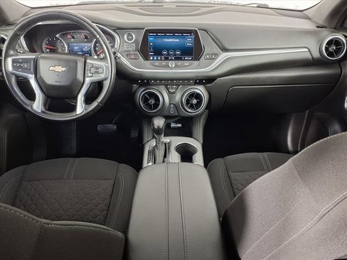 Used 2019 Chevrolet Blazer LT image 9