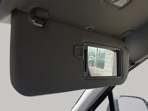 Used 2021 Hyundai Santa Fe SEL w/ Convenience Package image 30