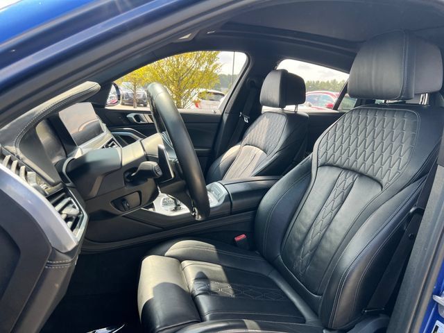 Used 2020 BMW X6 M50i AWD/4WD image 15