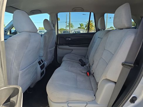 Used 2021 Honda Pilot EX image 13