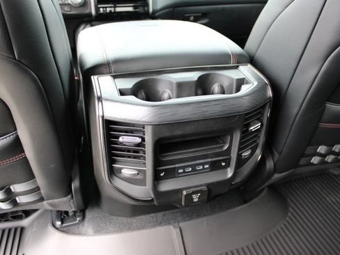New 2026 RAM 1500 Laramie AWD/4WD image 48