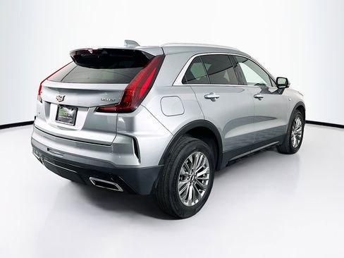 Used 2024 Cadillac XT4 Premium Luxury AWD/4WD image 9