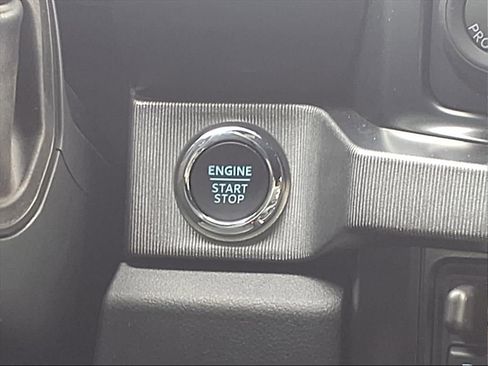 New 2025 Ford F450 Platinum image 11