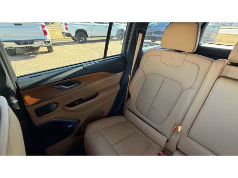 Used 2022 Jeep Grand Cherokee Summit image 22