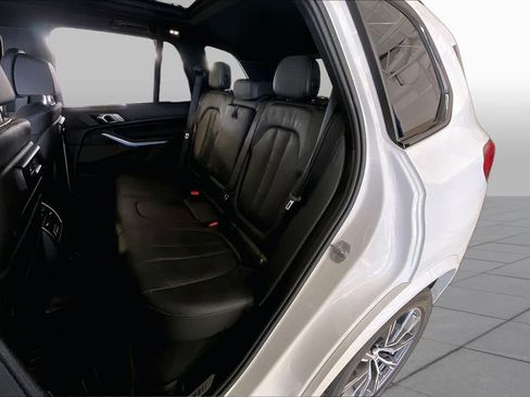 Used 2022 BMW X5 xDrive45e w/ M Sport Package AWD/4WD image 19