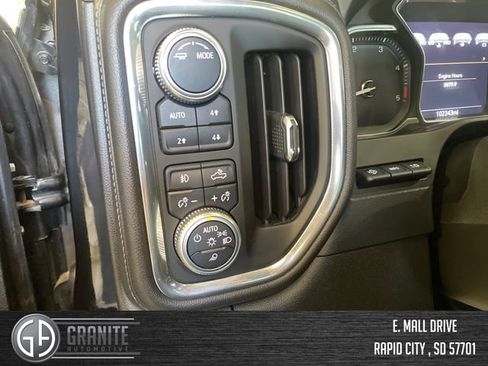 Used 2020 GMC Sierra 2500 Denali w/ Denali Ultimate Package AWD/4WD image 31