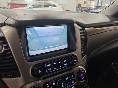 Used 2020 GMC Yukon XL Denali w/ Denali Ultimate Package AWD/4WD image 14