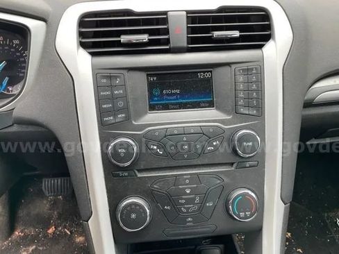 Used 2016 Ford Fusion S FWD image 14