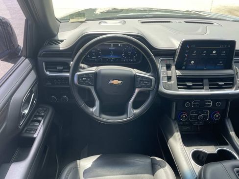 Used 2022 Chevrolet Tahoe LT w/ Luxury Package RWD image 13