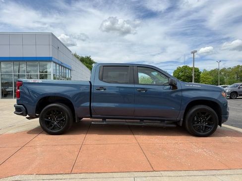 Used 2024 Chevrolet Silverado 1500 Custom AWD/4WD image 8