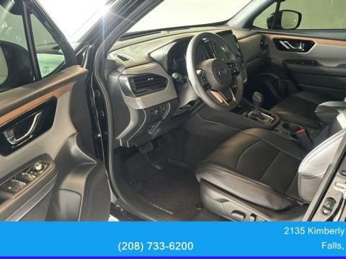 Used 2025 Subaru Forester Sport image 12