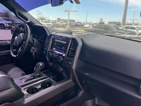 Used 2019 Ford F150 XLT w/ Equipment Group 302A Luxury image 11