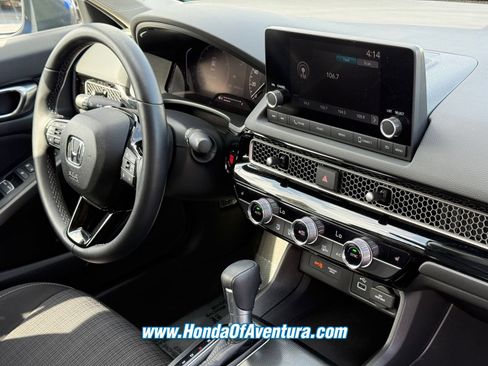 Certified 2024 Honda Civic EX image 10