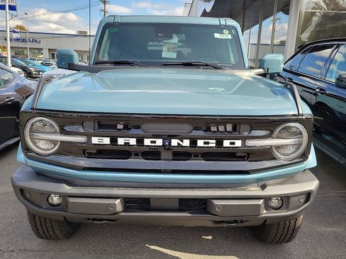 New 2023 Ford Bronco Outer Banks AWD/4WD image 2