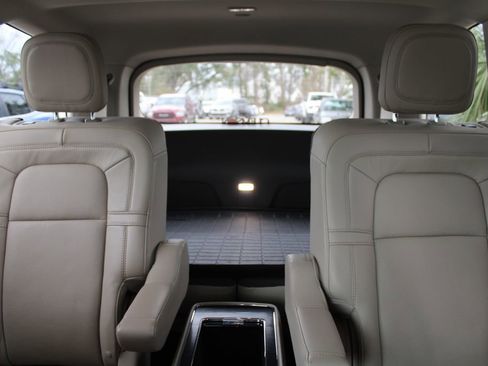 Used 2021 Lincoln Aviator Reserve w/ Equipment Group 201A image 62