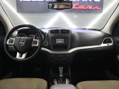 Used 2015 Dodge Journey American Value Package w/ Flexible Seating Group FWD image 29
