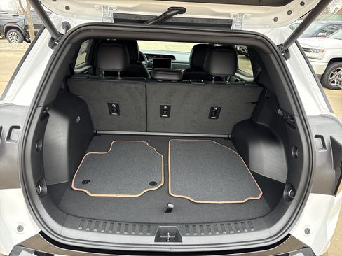 New 2026 GMC Terrain AT4 w/ Convenience Package III image 12