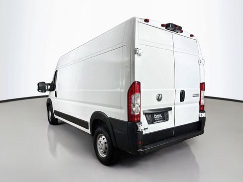 Used 2023 RAM ProMaster 2500 FWD image 10