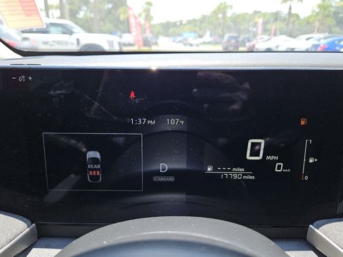 Used 2025 Nissan Kicks SV w/ SV Premium Package FWD image 14