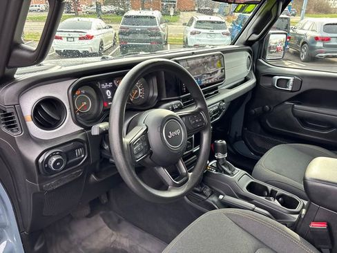 Used 2024 Jeep Wrangler Sport image 10
