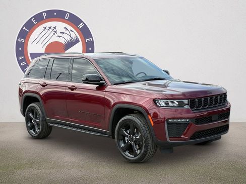 New 2026 Jeep Grand Cherokee Limited w/ Limited Altitude Package RWD image 2