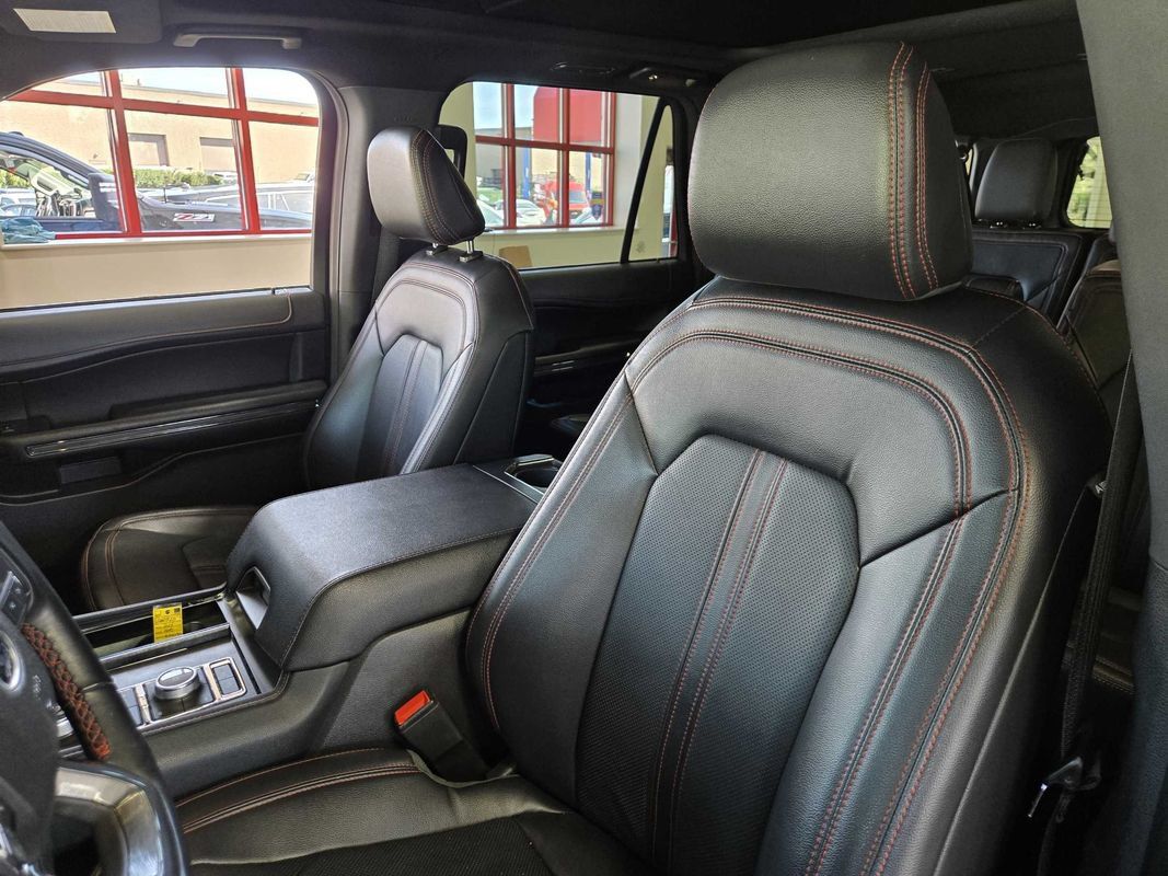 Used 2023 Ford Expedition Max Limited AWD/4WD image 27