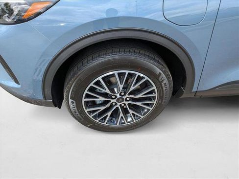 New 2025 Ford Escape SE w/ PHEV Premium Package image 10