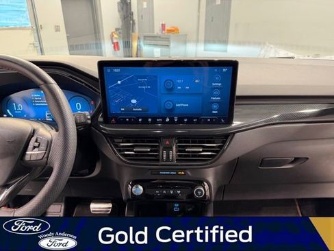 Certified 2023 Ford Escape ST-Line Select w/ Tech Pack #2 image 15
