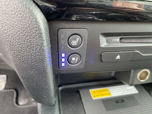 Used 2022 Honda Pilot Black Edition image 28