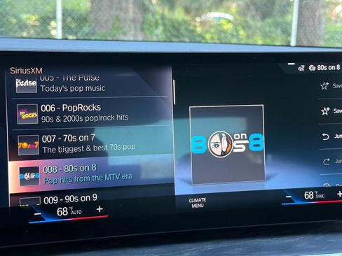 Used 2023 BMW 330i w/ Premium Package image 23